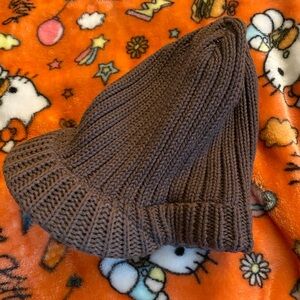 NWOT H&M beanie with brim